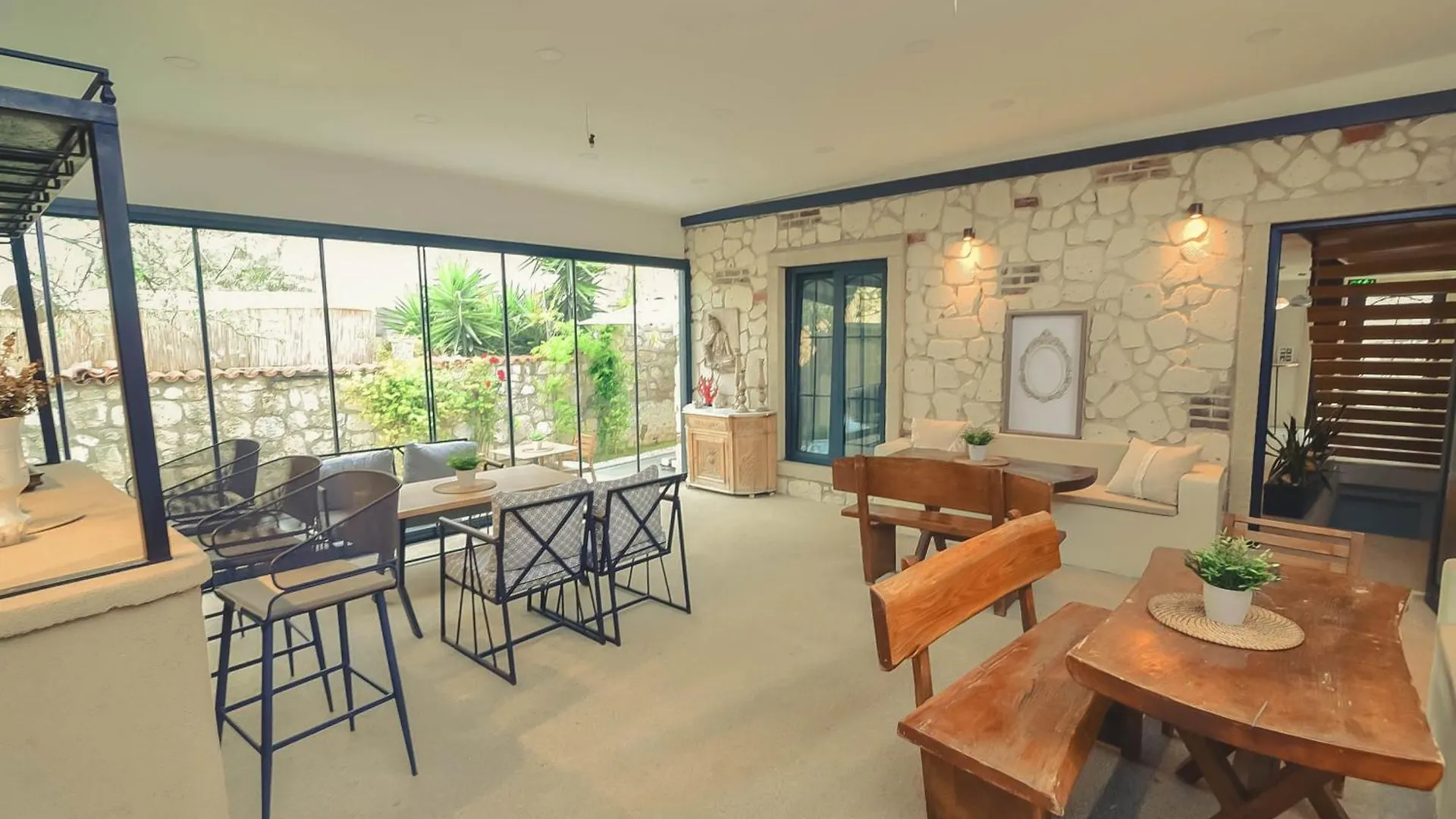 Sulty'S Alacati Hotel
